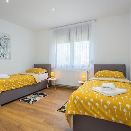 Lumalu Apartment Galizana ภายนอก รูปภาพ