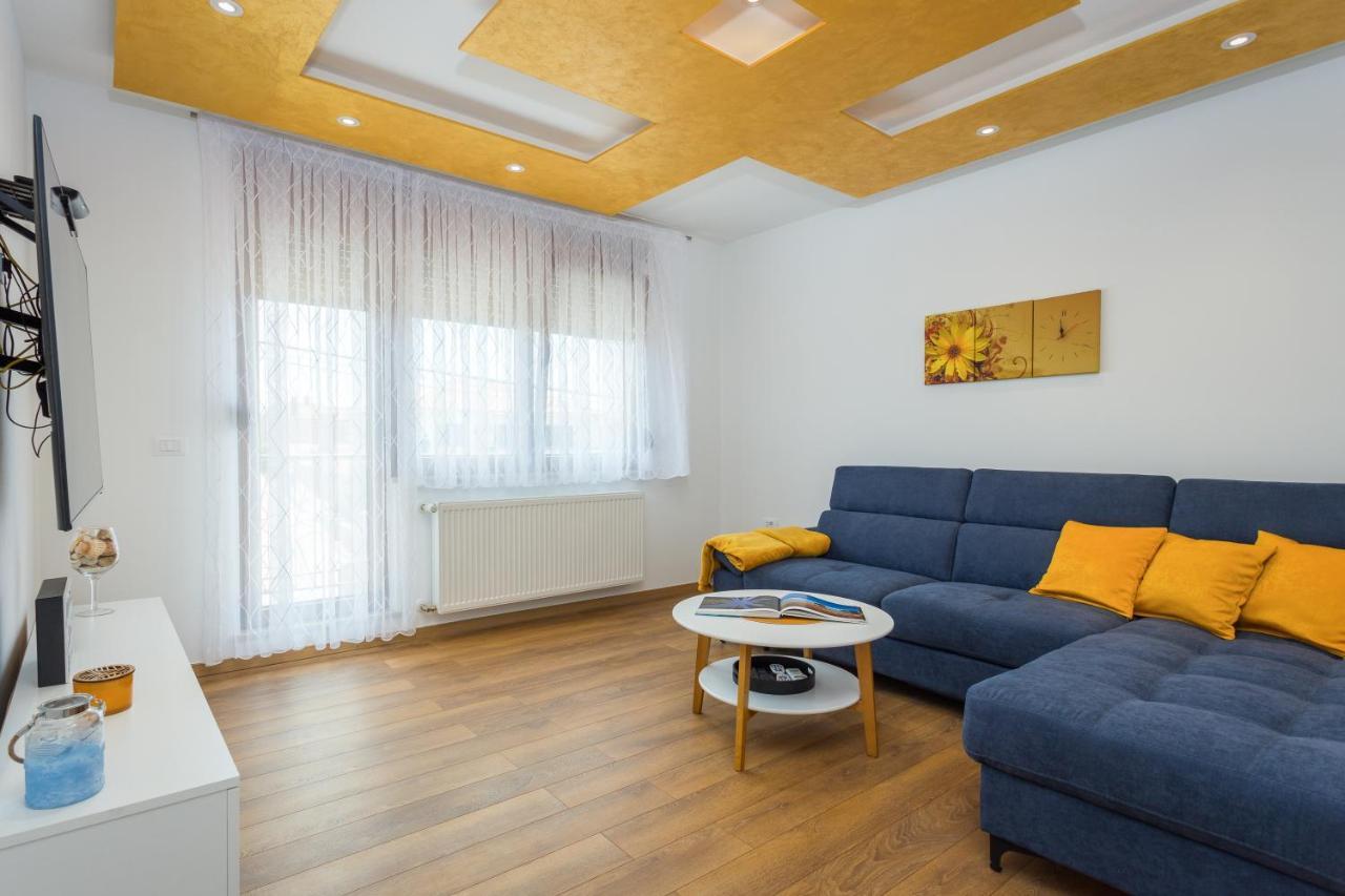 Lumalu Apartment Galizana ภายนอก รูปภาพ