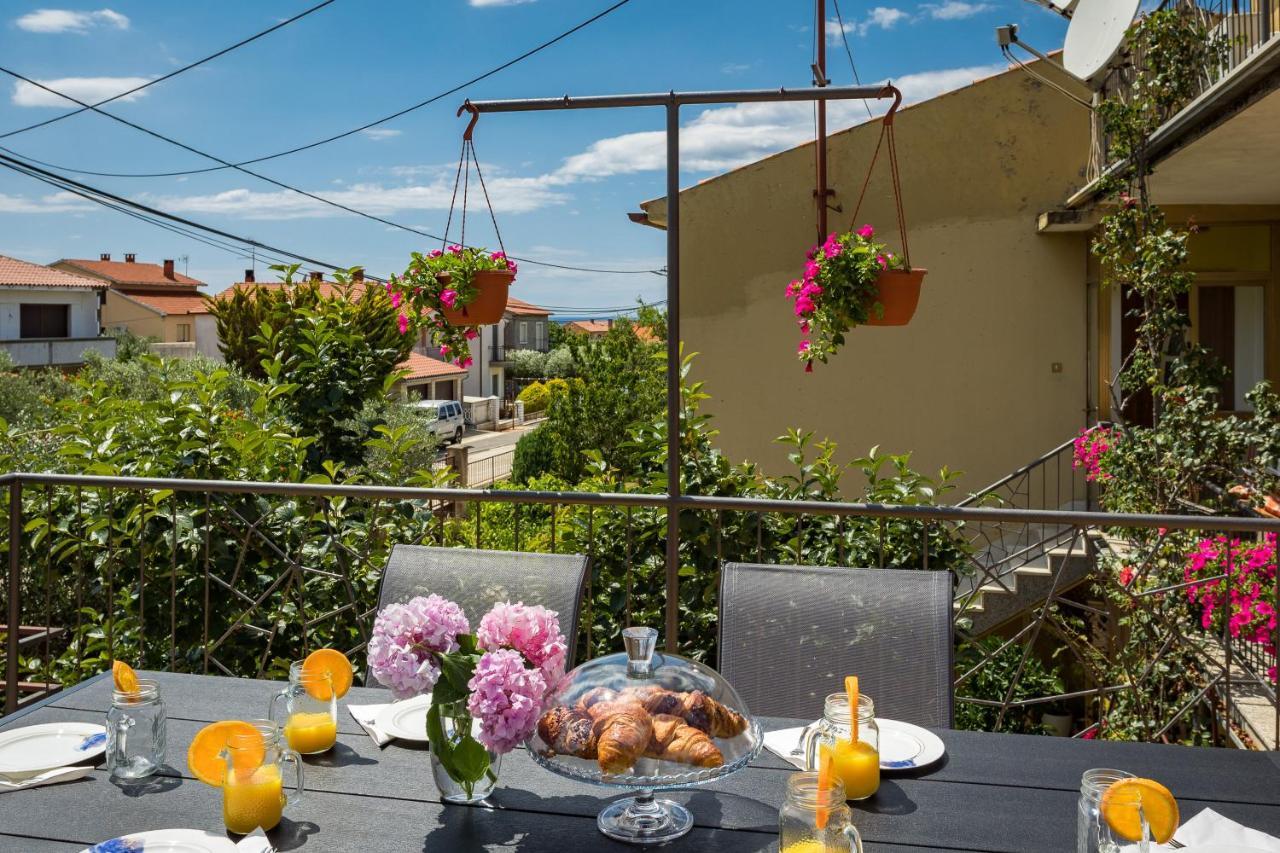 Lumalu Apartment Galizana ภายนอก รูปภาพ
